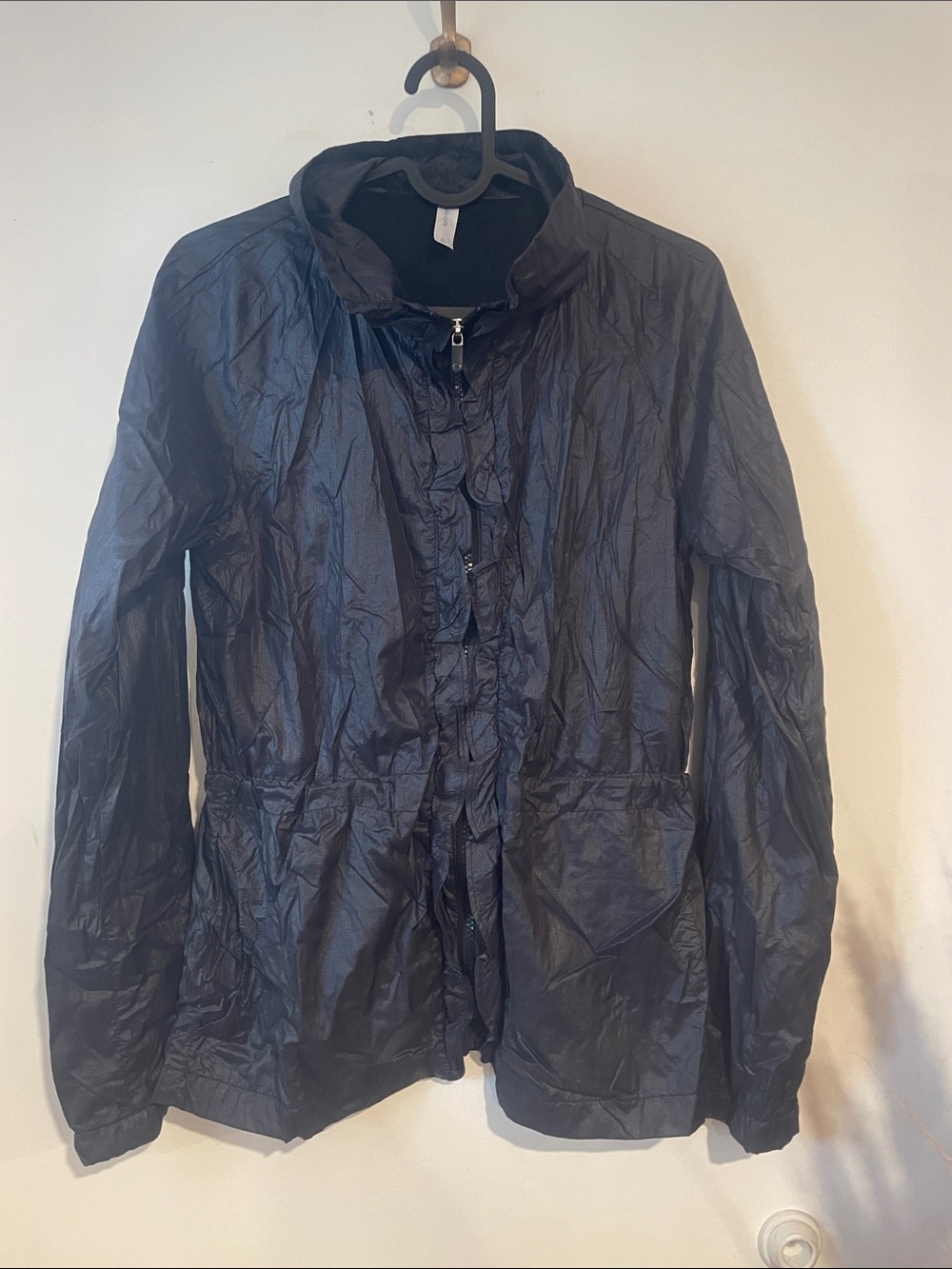 Lightweight Black GapBody Fit Windbreaker Sz S B132